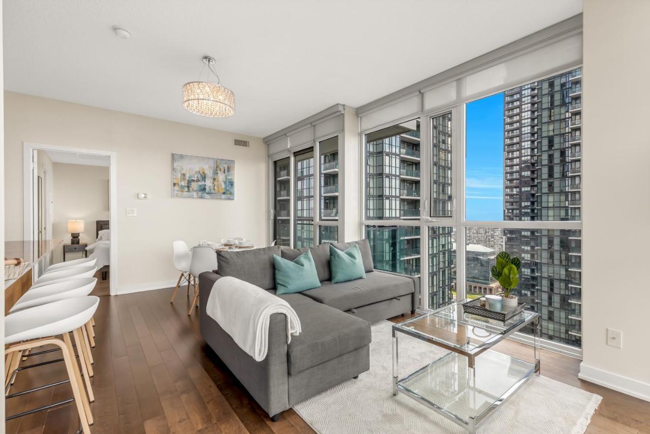 Ultra Luxurious 2.5 Bedroom 2 Full Bathroom 1 Parking Condo Near Sq1 Striking Views Mississauga Kültér fotó